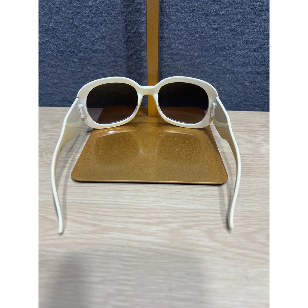 Fashion Women Retro Square Rhinestone With LV Initials Sunglasses Cream - Picture 10 of 11